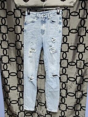 Size 6 &Denim Light Wash Distressed Jeans